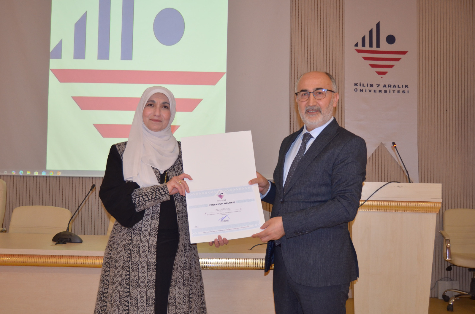 Fakültemizde İlk Uluslararası Konferans Başarıyla Gerçekleştirildi